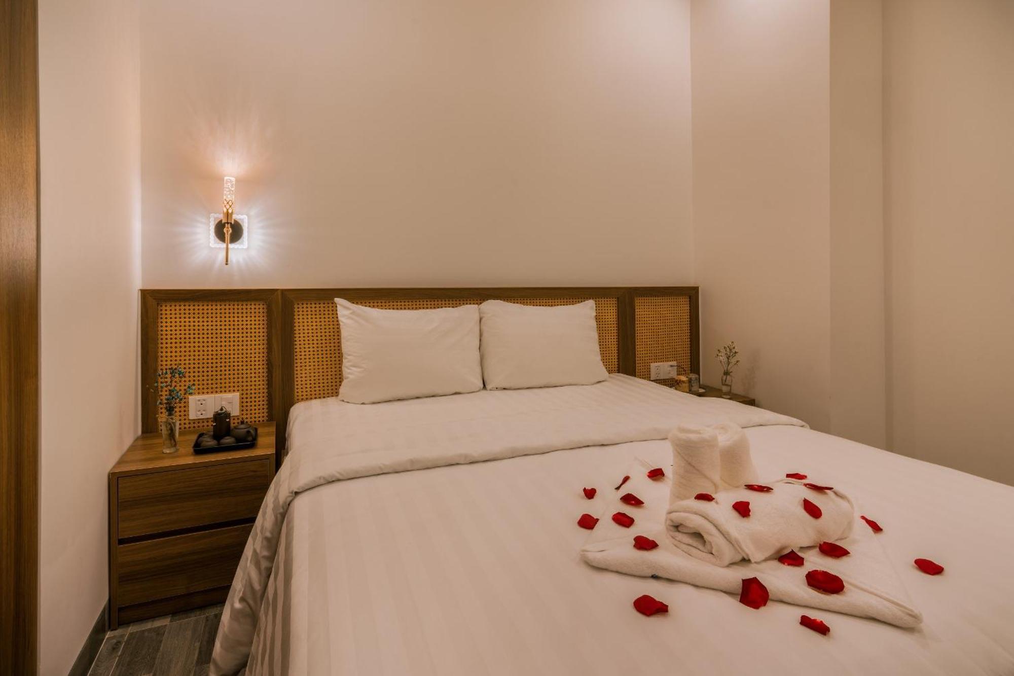 De V'Charm Hotel Dong Tac Dış mekan fotoğraf